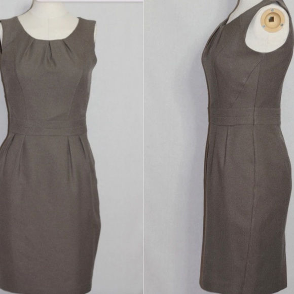 Atmosphere Brown Does - Picture 1 of 9